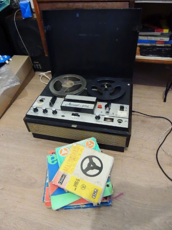 224139283.p.800.800.0.jpg (76.15 Kb)